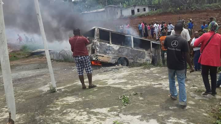 Gabon: six personnes meurent calcinées dans un bus à Kango