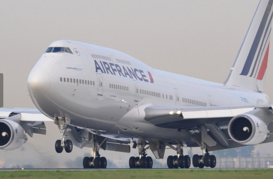 Gabon: un incident technique contraint Air France à débarquer les passagers à Libreville