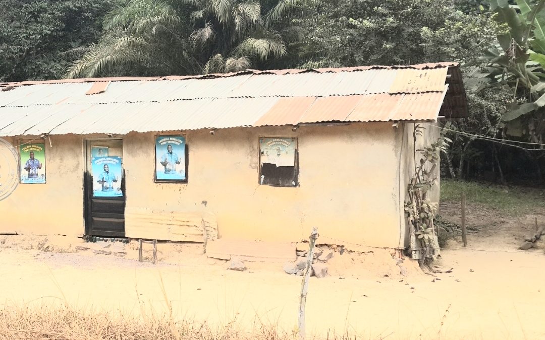 Gabon: dans le quotidien des oubliés de la Lolo-Wagna