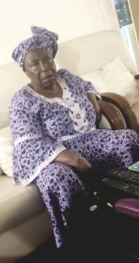 La mère supposée d'Ali Bongo a pris un sérieux coup depuis sa brouille avec ce dernier.