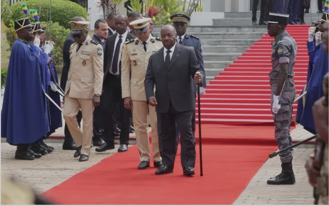 Gabon : Ali Bongo transporté aux Émirats arabes unis pour des soins médicaux