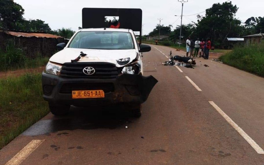 Gabon: un mort et un blessé grave après une collision entre un véhicule et une moto